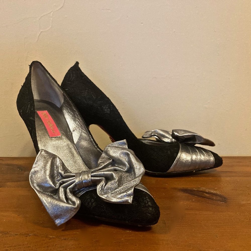 Betsy Johnson Stiletto Pumps. Black Lace With Silver Leather Bow.
